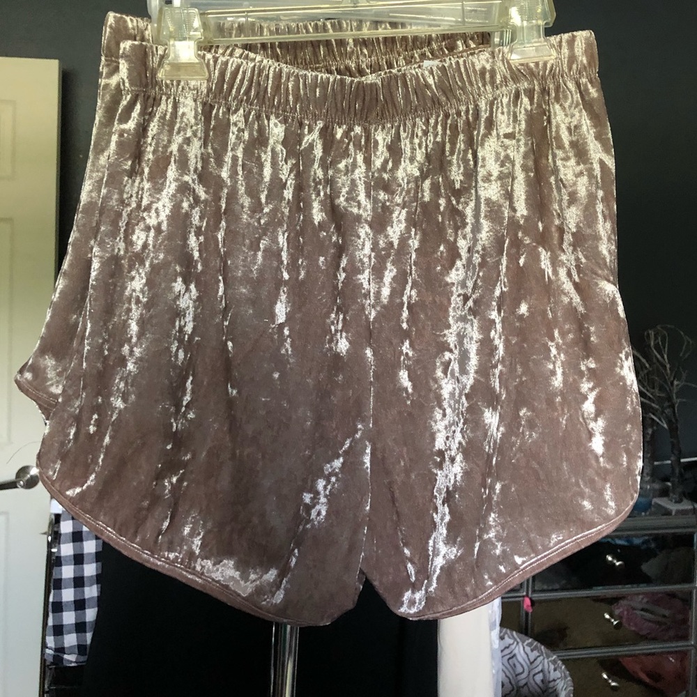 Velvet shorts